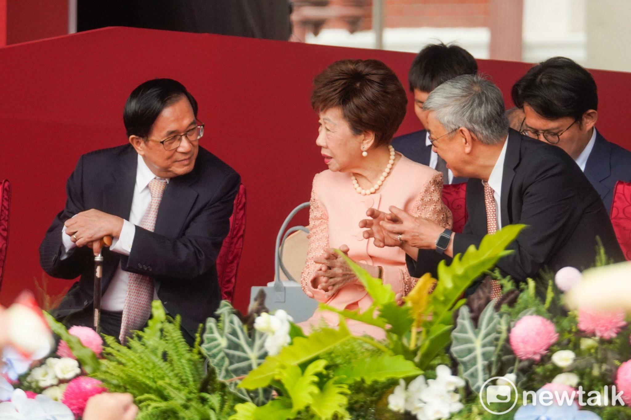  陳水扁與呂秀蓮、陳建仁參與國慶大會。 圖：張良一／攝 