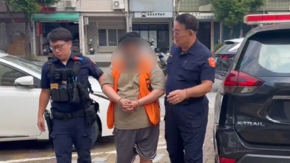 高雄動漫節偷拍遭逮!色保全是慣犯 網:手機全是偷拍影片