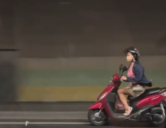 八卦山隧道驚現機車疾馳!網:證明不會窒息 警方出手了