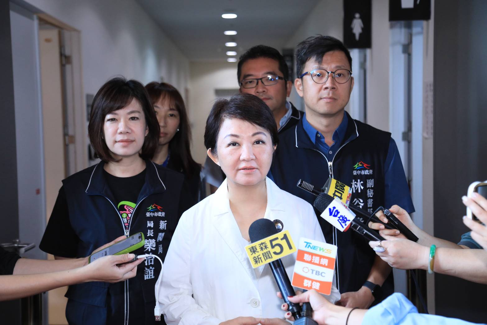 (影)盧秀燕評蔣萬安民調穩定領先:綠稱差距拉近是策略