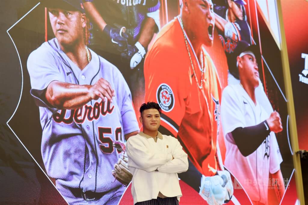 李灝宇8月蹲板凳坦言難免不平衡 轉換心態把握有限機會