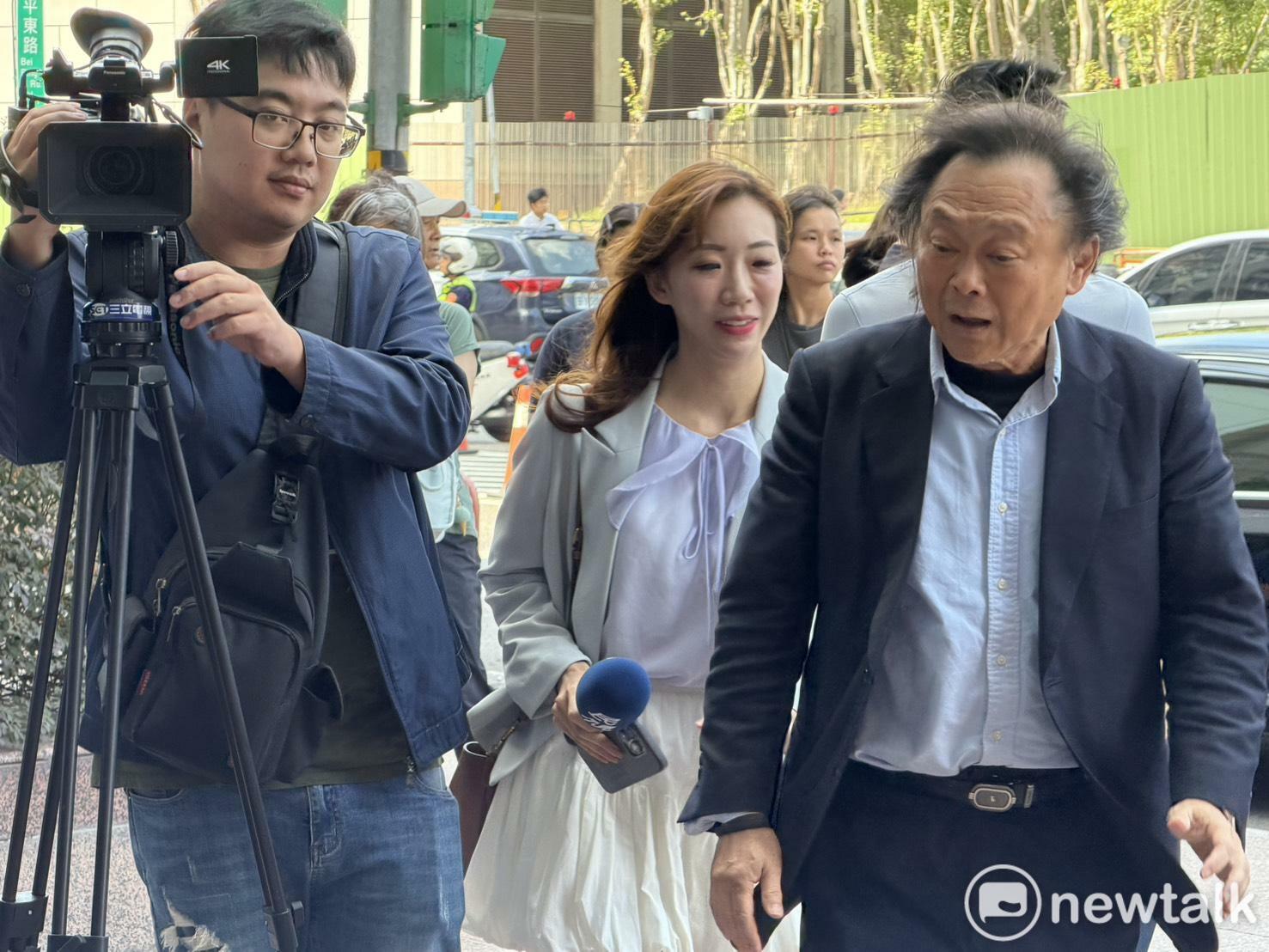 蔣萬安可愛三連拍 王世堅喊「我不懂啦」:你是首都市長耶