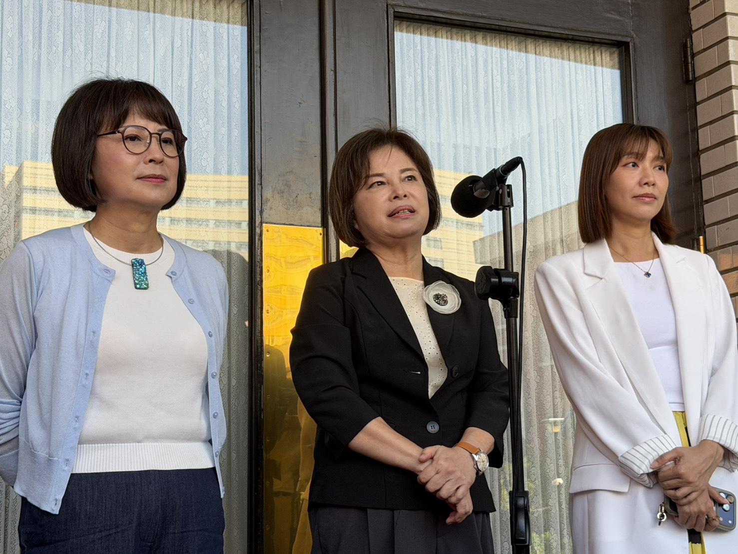 批賈永婕穿著燒到自己!賴惠員再道歉、追問關鍵卻閃躲