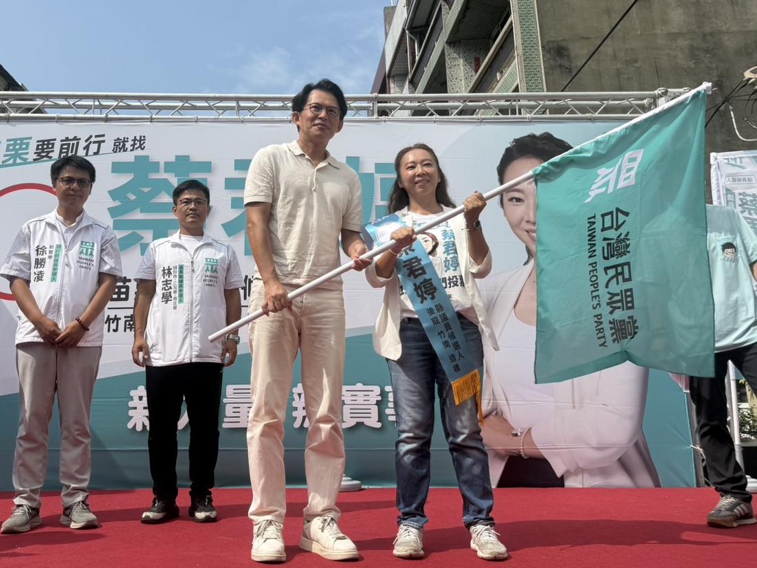 黃國昌:2綠縣市長都支持長輩健保免費、賴清德及卓榮泰卻帶頭造謠