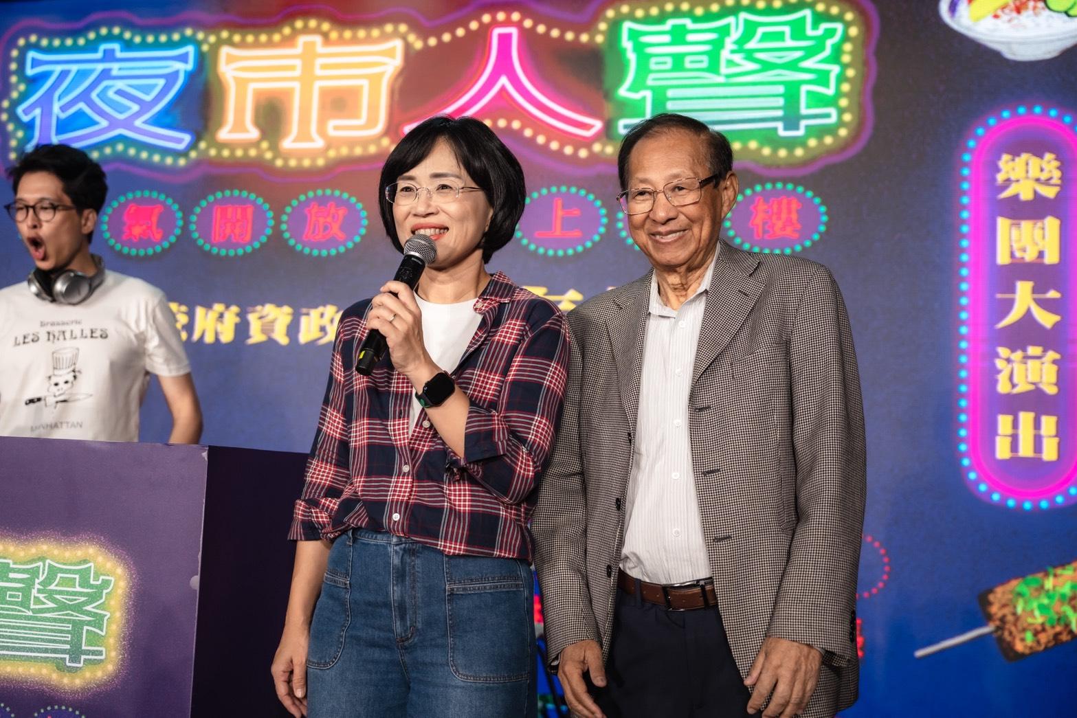 蘇姿丰的父親蘇春槐也來力挺!蘇巧慧《夜市人聲》吸引逾兩千人次參與