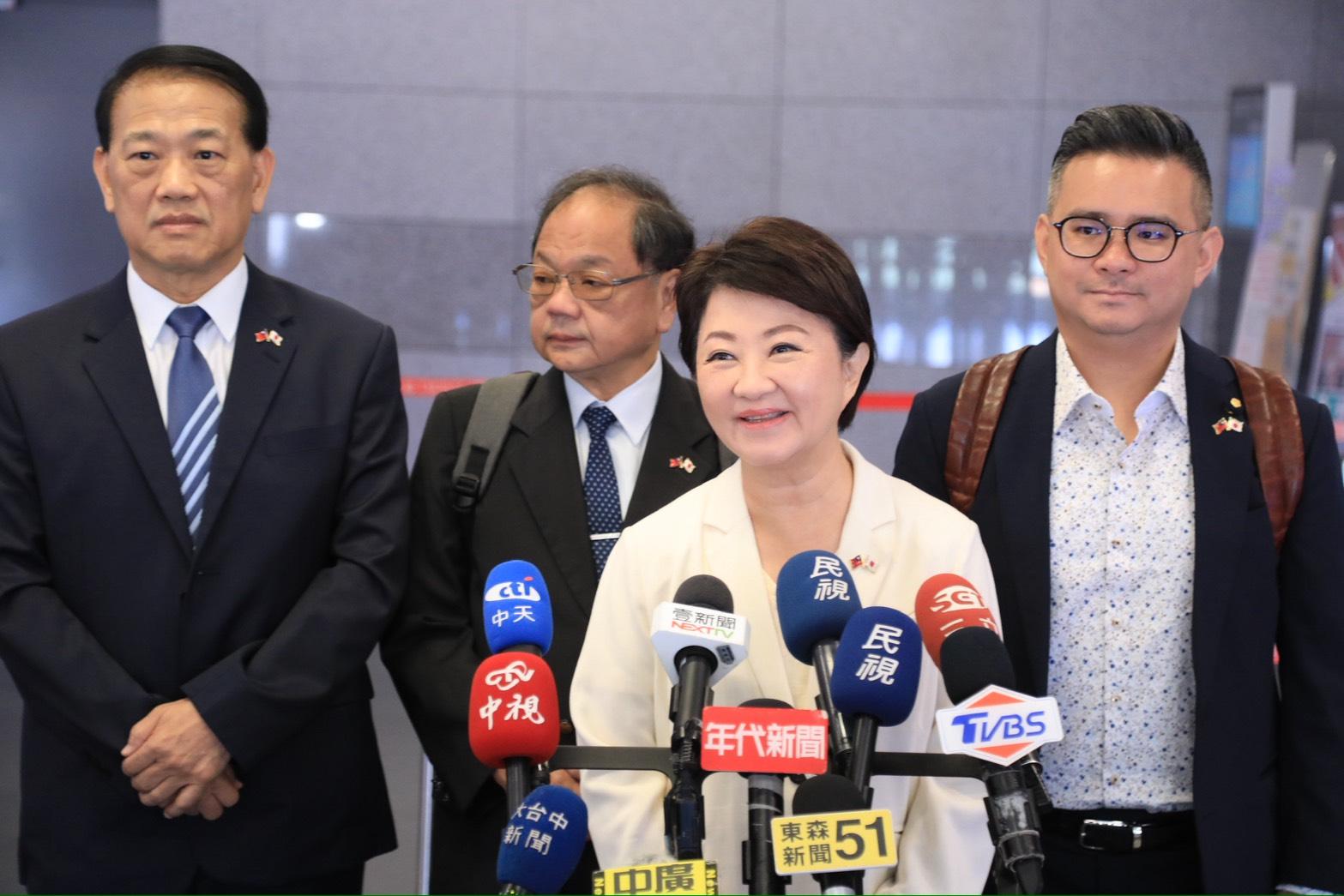 盧秀燕出訪團員有藍委 綠營質疑:個人蜜月經驗不能當隨行理由