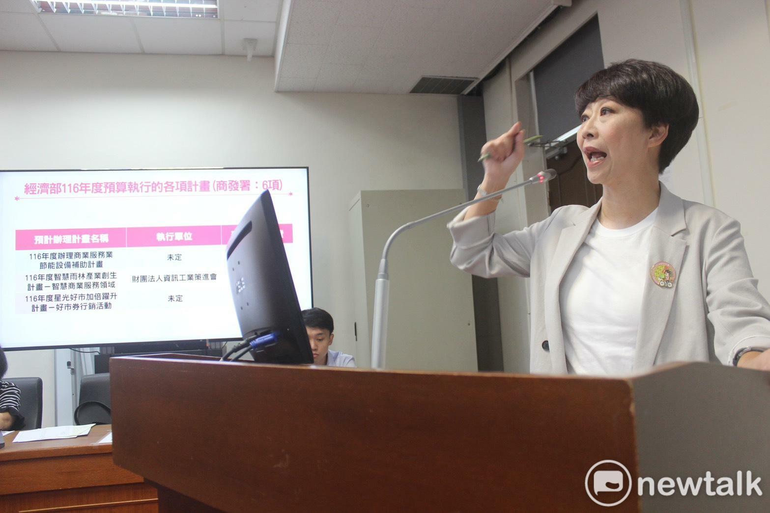 中小微企業轉型與商圈市場IP化 陳亭妃促成立台南輔導小組對接中央 農業部挺青農科技化