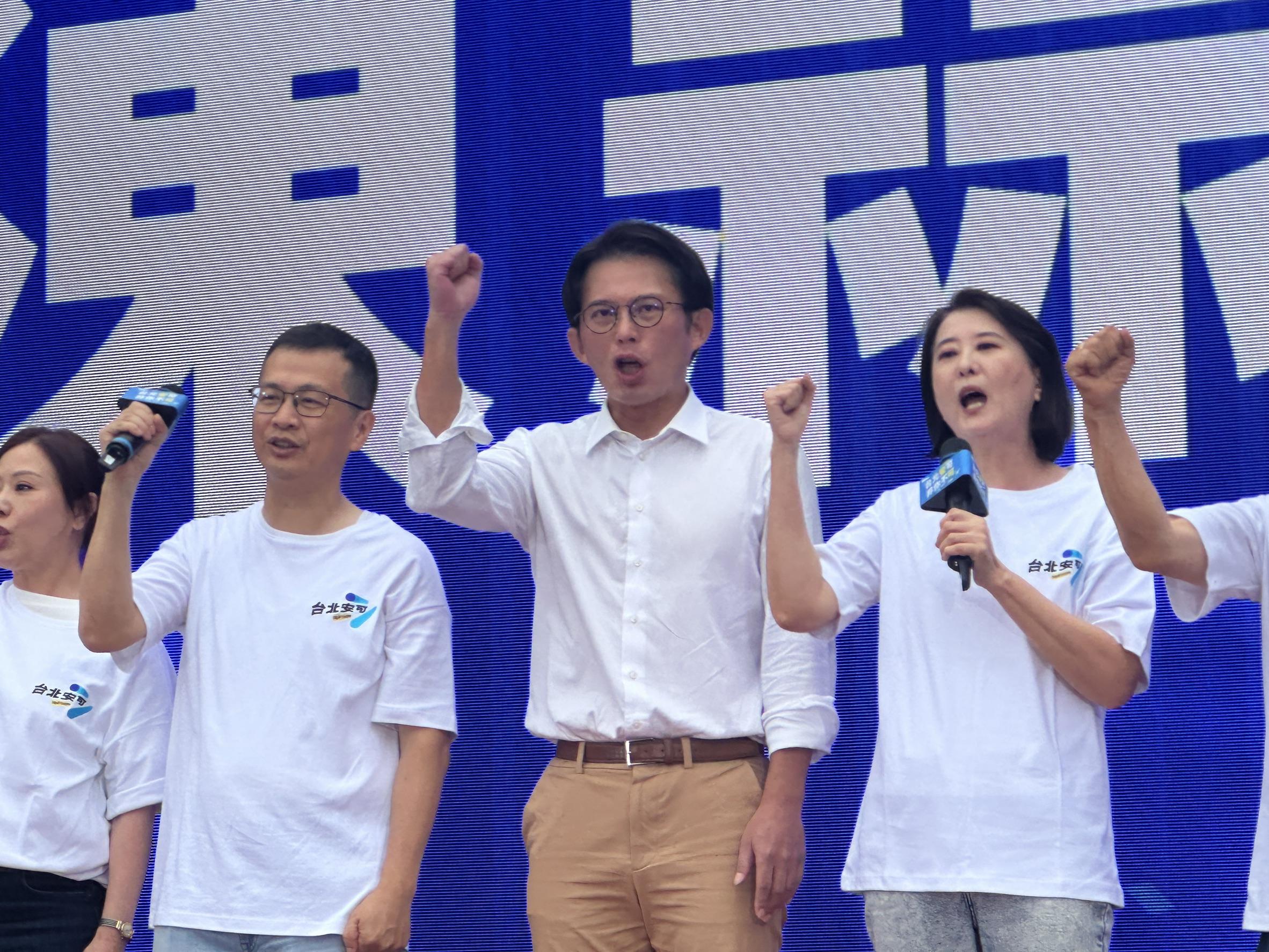 白營6小雞缺席!黃國昌打頭陣挺蔣萬安怒吼:對抗惡霸政府