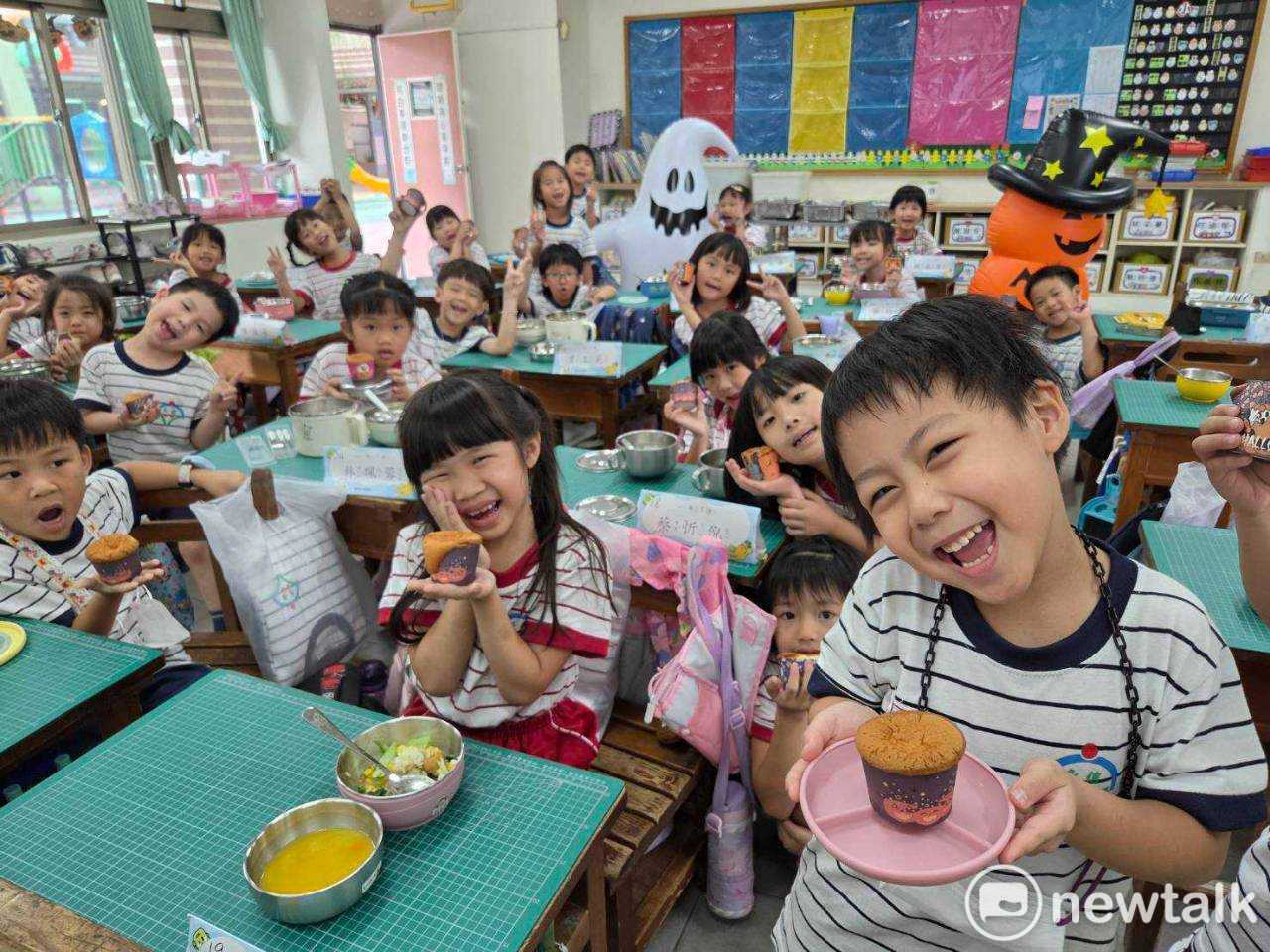 南市學校午餐創意變身萬聖節派對餐點 美味營養歡樂登場