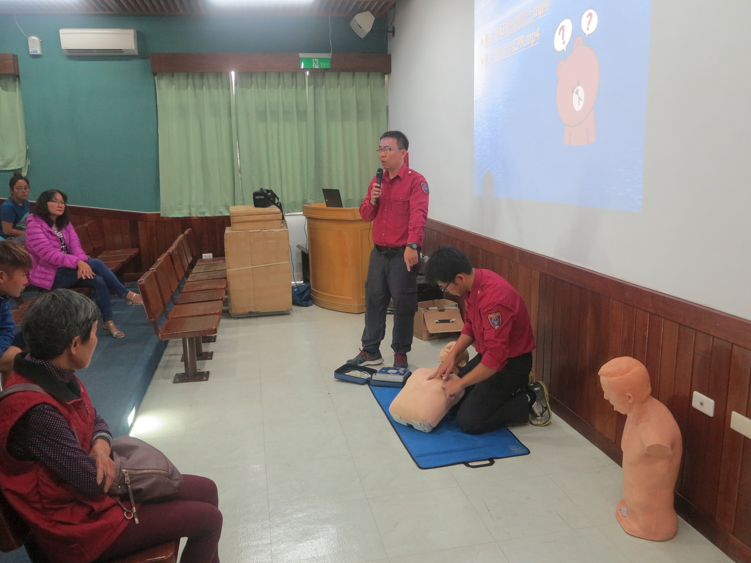 琉球分隊表示，希望每年可與琉球地區各協會定時舉辦CPR宣導及訓練，增進自我急救能力及遊客生命財產安全。   圖：琉球分隊／提供