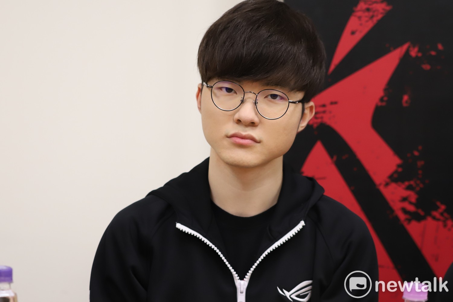 SKT中路選手Faker。