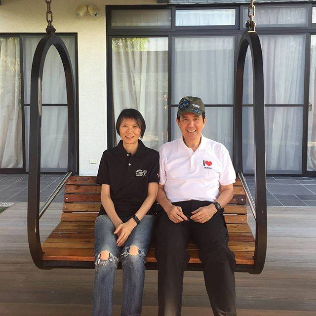  前總統馬英九妻子周美青日前發聲明，希望馬英九能真正退休休養。。（資料照片） 圖：翻拍自馬英九臉書 