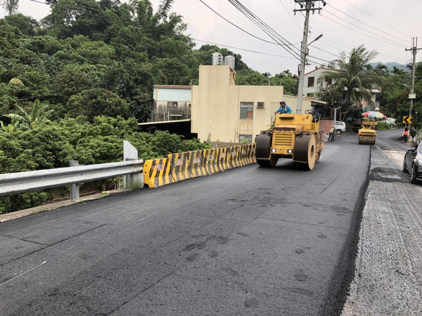 台中霧峰區峰堤路今年8月完成3.4公里路平。