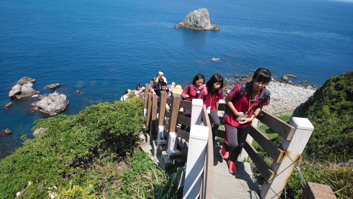 基隆嶼有「台灣龍珠」美譽，為向學子介紹這個特殊美景，基隆市政府今(20)日特舉辦「基隆嶼登大人」成年禮活動。