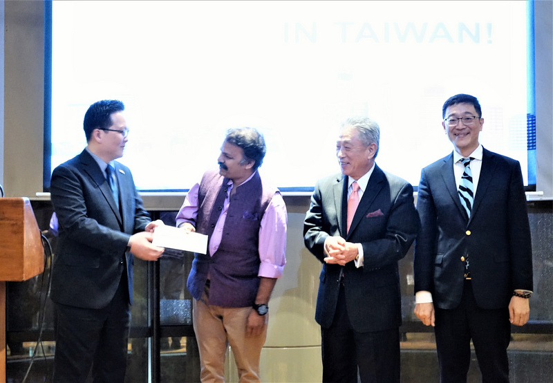 觀光局駐新加坡辦事處主任林信任11日晚間在新德里舉辦的台灣觀光推廣說明會上宣布，將在印度投入逾百萬美元推動印度旅客赴台成長。