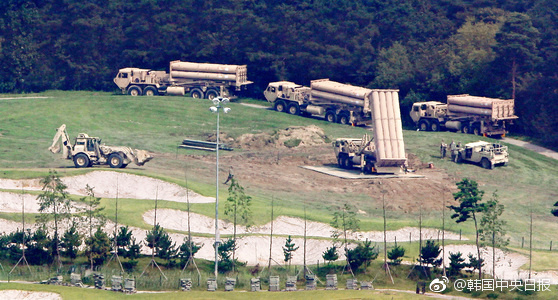 南韓接受美國協助部署安裝薩德反飛彈系統。   圖：翻攝韓國中央日報微博 (資料照片)