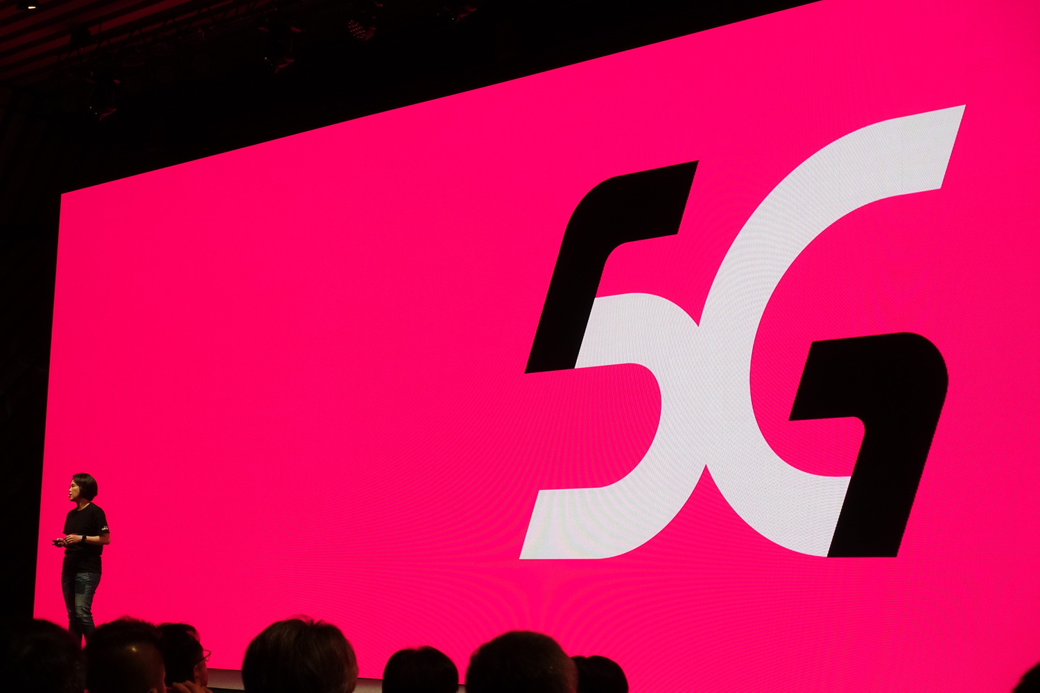 5G即將開台，台灣之星今日宣布與味全龍球團合作，打造「5G AIoT智慧科技球場」。   圖：郜敏／攝（資料照）