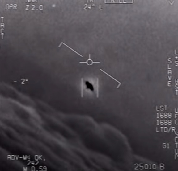 「的嗒糖」UFO又現身英國 能在空中靜止不動並瞬間消失