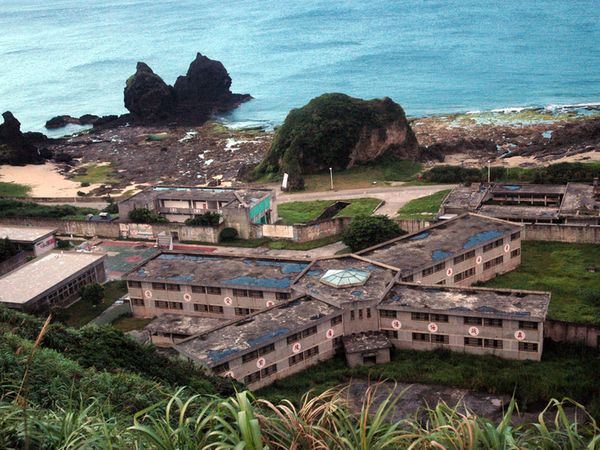 綠島監獄俯視圖。   圖：翻攝自網路