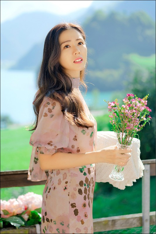 演出韓劇《愛的迫降》女主角，38歲南韓女星孫藝珍，將進軍好萊塢。   圖：NETFLIX/提供