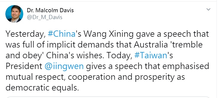澳洲戰略政策研究所高級分析家戴維斯在推特發文，對蔡總統與中國駐澳公使王晰寧的演說做出評論。   圖：翻攝Malcolm Davis推特