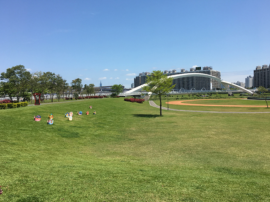公園就是健身房!國健署親授3招耗熱量中秋不發胖 | 生活 | 新頭殼 N