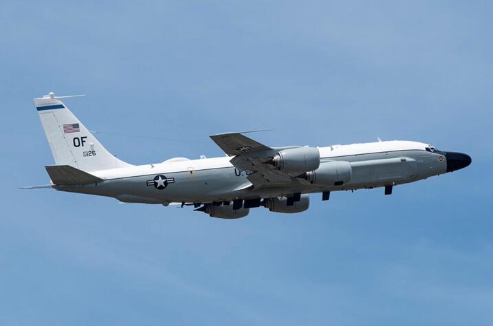 美軍RC-135W再飛南海 陸智庫跳腳質疑
