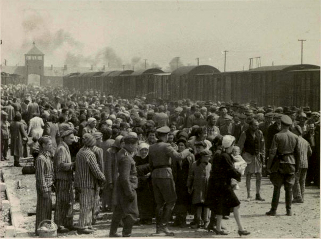 納粹大屠殺是一道難以癒合的歷史傷痛。圖為奧斯維辛集中營。(示意圖)   圖：翻攝自維基百科