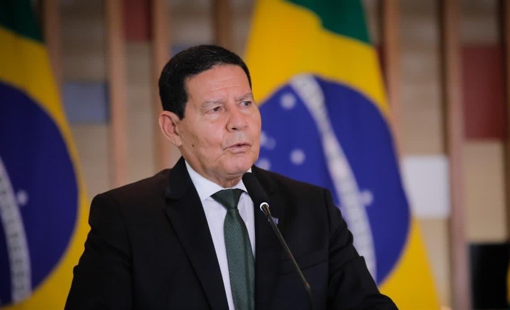 巴西副總統莫勞（圖）認為，中國大使可透過書信等方式向巴西外交部表達對愛德華多言論的看法，而不是「透過社群媒體弄得像嘉年華」。（圖取自twitter.com/generalmourao）(photo:NewTalk)
