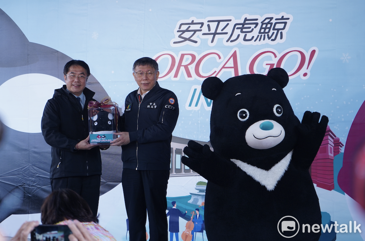 同台柯文哲媒體提問犀利 黃偉哲:我終於知道什麼是鯊魚餵食了 | 政治 |