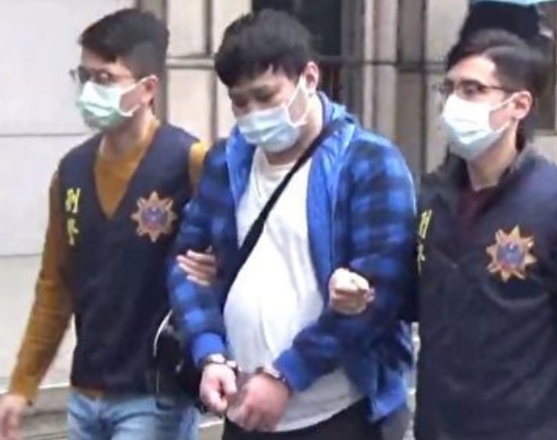When the man surnamed Hong was handcuffed and taken away, he bowed his head without saying a word and denied PO's threat at the hearing.Picture: Provided by the Criminal Bureau