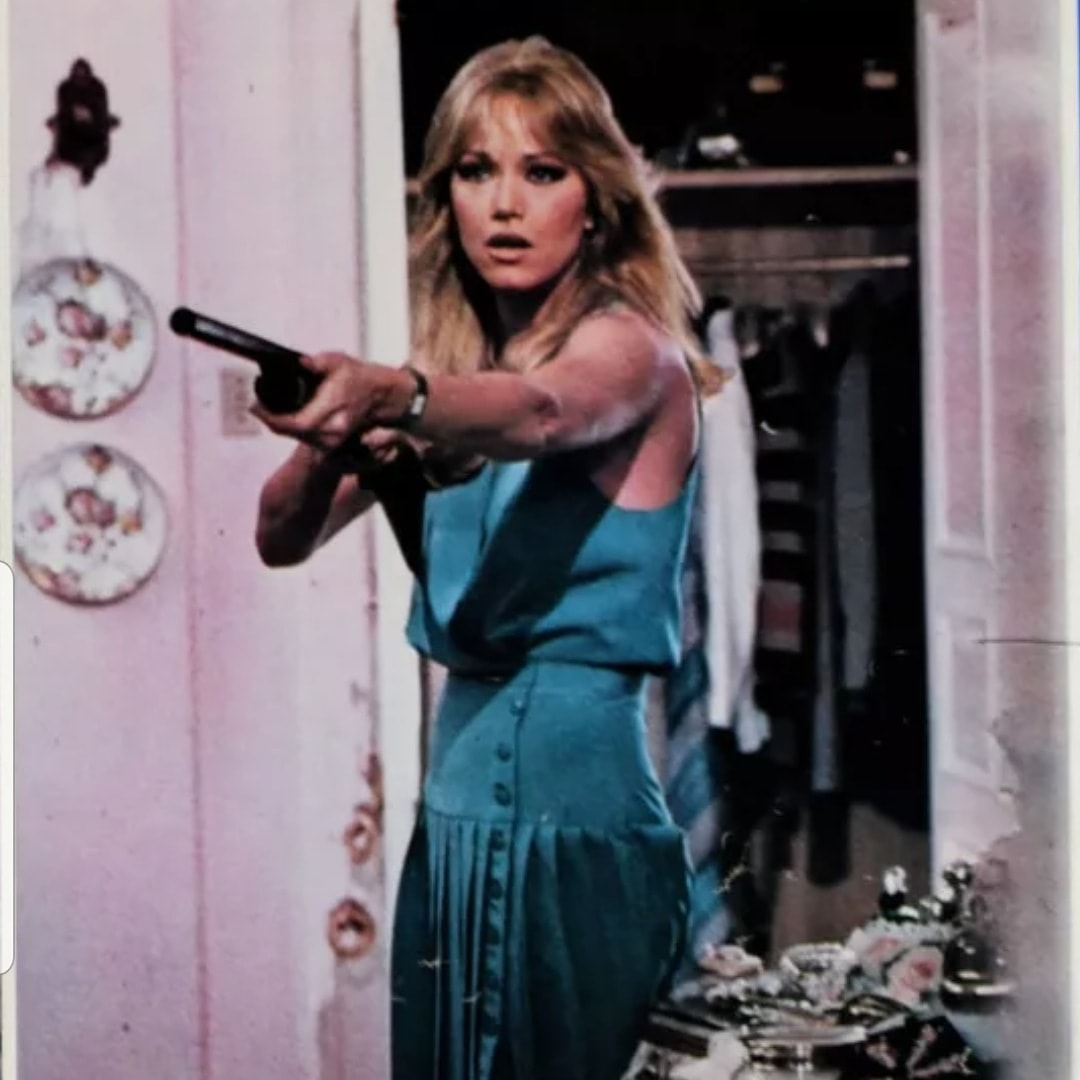 譚雅羅伯斯（Tanya Roberts）1985年曾在《007：雷霆殺機》飾演龐德女郎。   圖：翻攝自臉書Tanya.Roberts