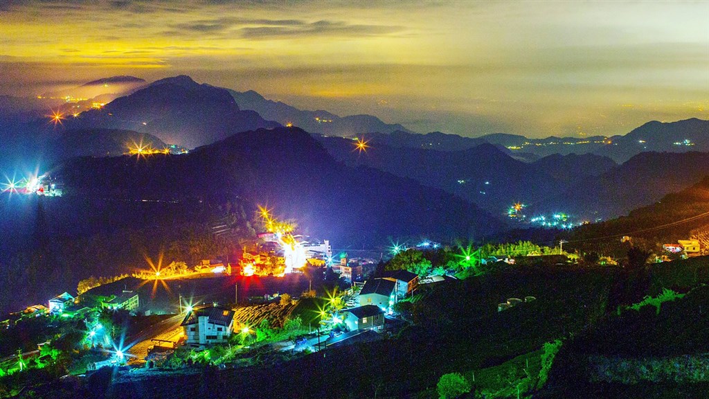 阿里山頂石棹夜景 獲美國國際攝影師聯盟佳作