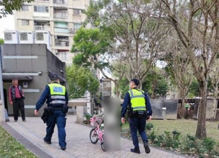 台北11歲女童公園隨機傷人 拐騙幼童到地下停車場閉眼「舉石砸頭」