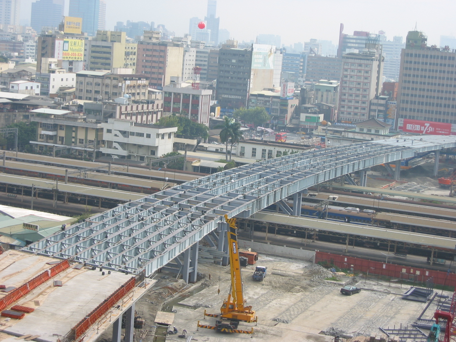 降低中博高架橋拆除交通衝擊  陳其邁指示引道工期2個月縮短為9天