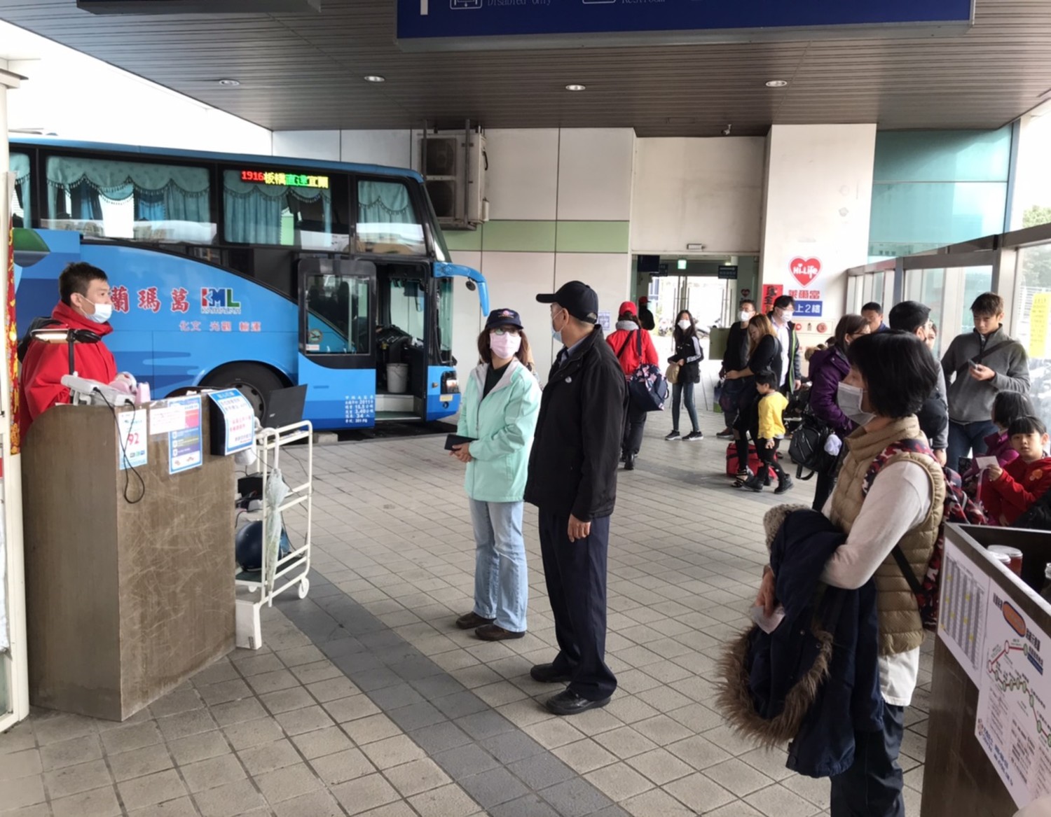 公路總局表示，端午連假國道客運車票預售量僅剩4874張。   圖：台北區監理所 / 提供(資料照)。