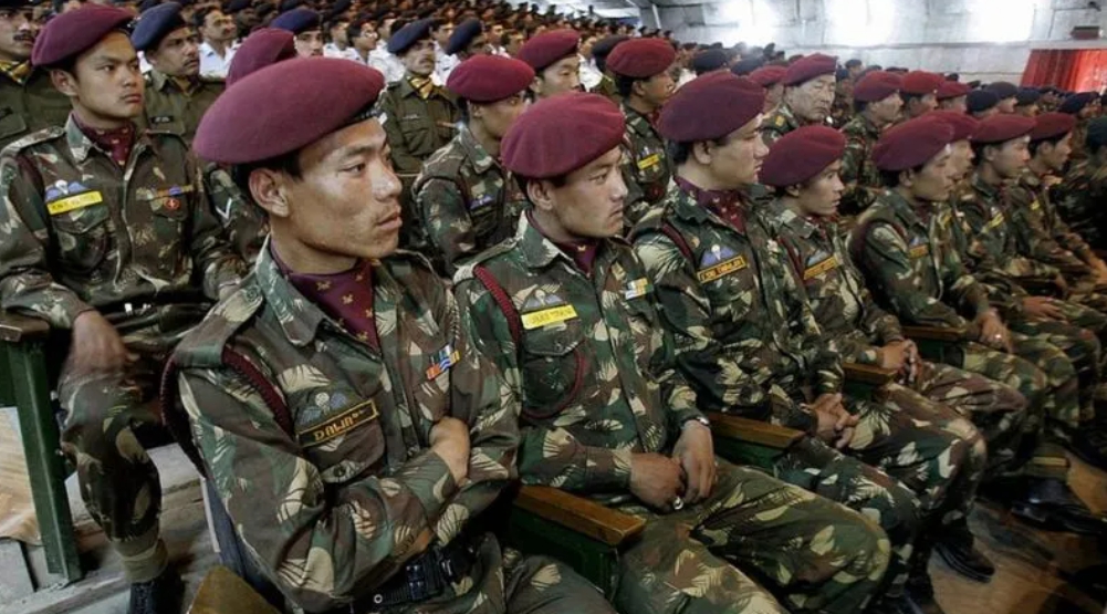 中印衝突 撲向解放軍團長印軍華人臉孔被認出  竟來自反共藏獨部隊