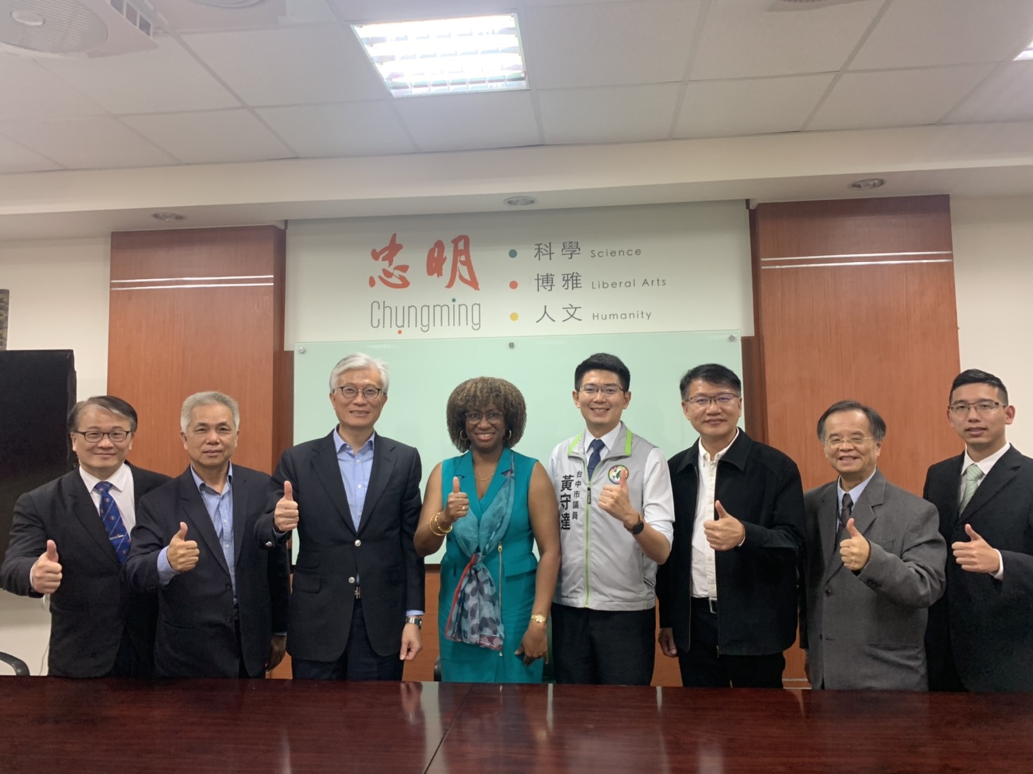 聖文森大使訪台中市  期盼加強兩地觀光交流