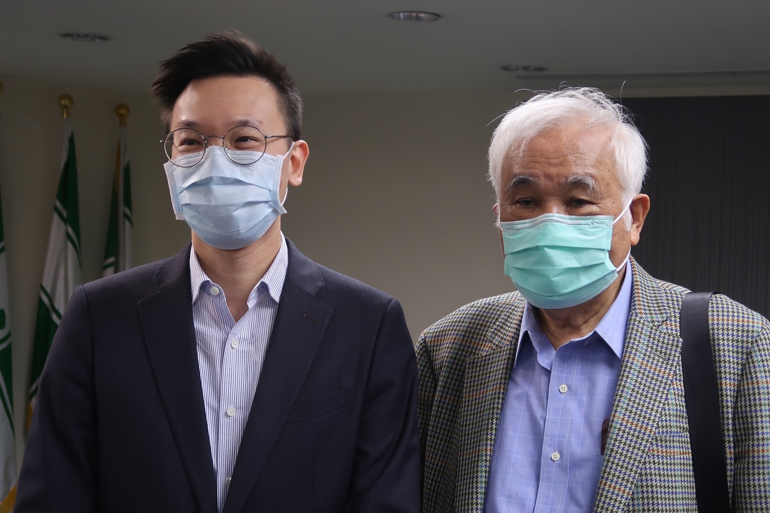 民進黨憲改小組要「制憲」? 他批 : 蔡英文是領導人還是騙票人?