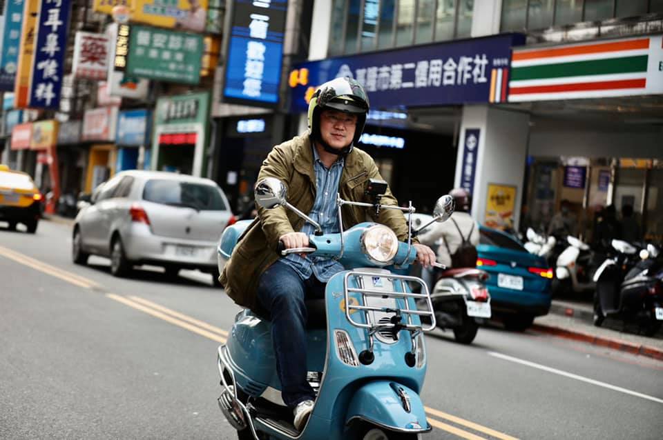 林右昌今晚騎偉士牌挑戰台灣切西瓜 24小時不斷電行銷基隆