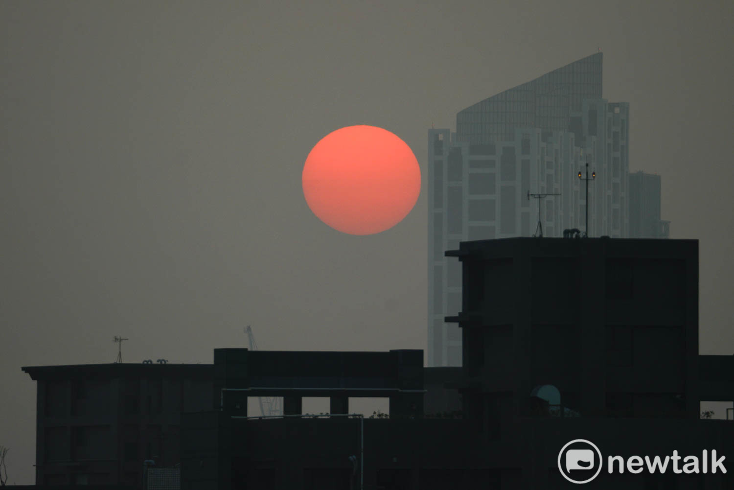 本土汙染物累積釀禍！中南部又現7天空品黑暗期