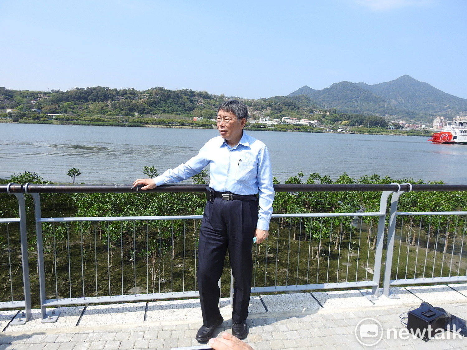 黃偉哲指抽菸、吸毒風險比打疫苗高 柯文哲：事實是對啦