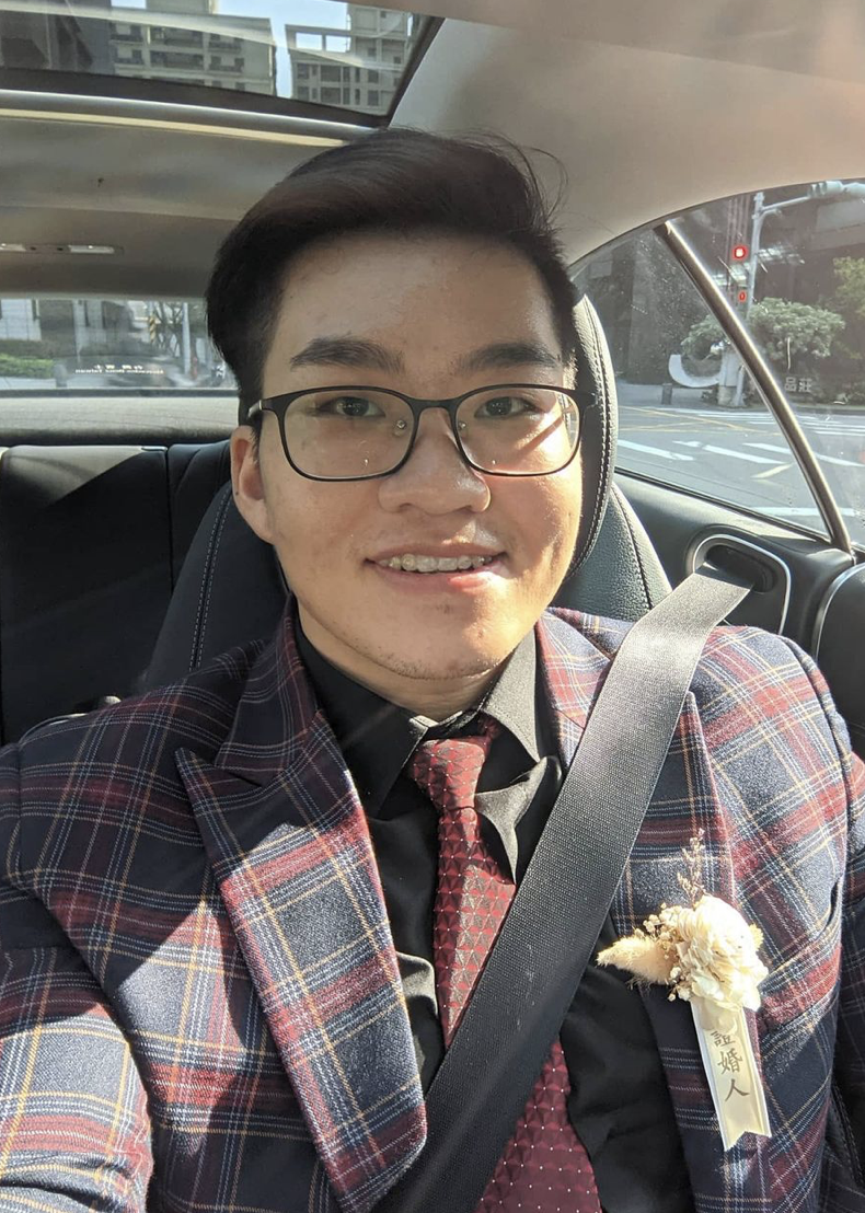 「陳零九」婚禮獻唱！網紅經紀人也太幸福