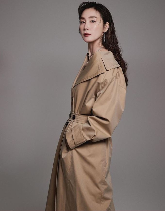 崔志宇曬「老公視角」素顏照 凍齡外貌讓網友驚呼：太美了！