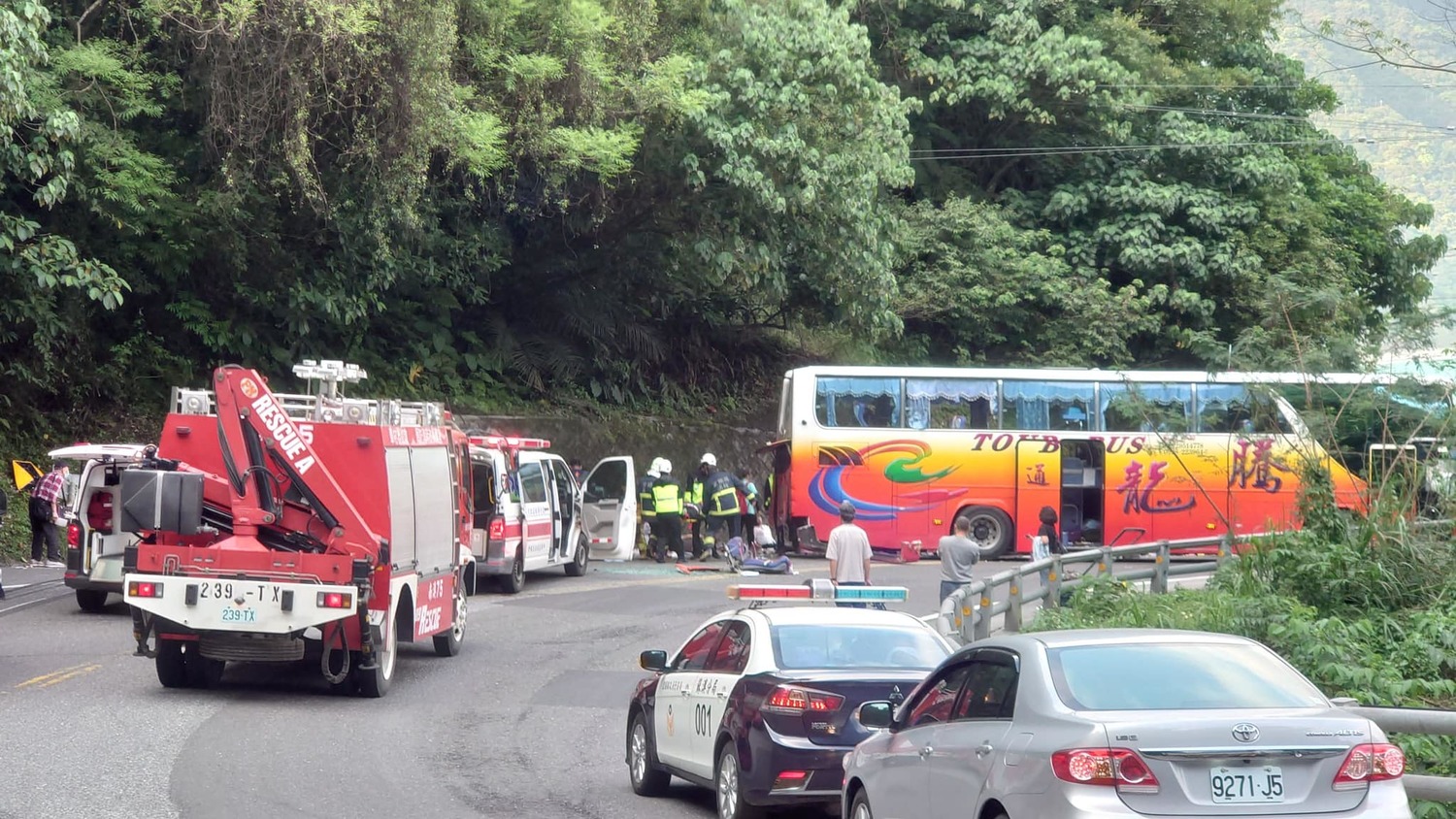 蘇花公路遊覽車自撞原因 公總 排除車體問題 疲勞駕駛 社會 新頭殼newtalk