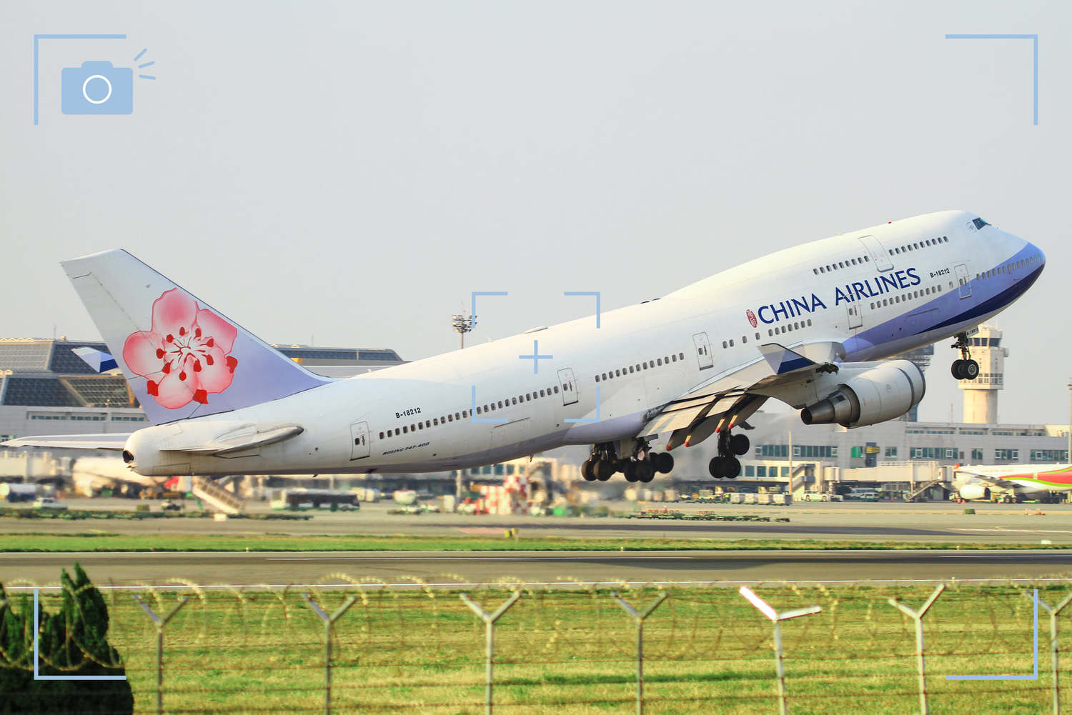 華航747「空中女王」告別飛行！繞行富士山後正式退役