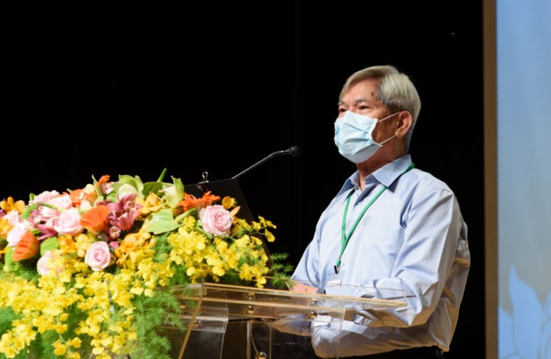 政治受難者追思會  家屬：第一次抱到父親  就是抱他的骨灰