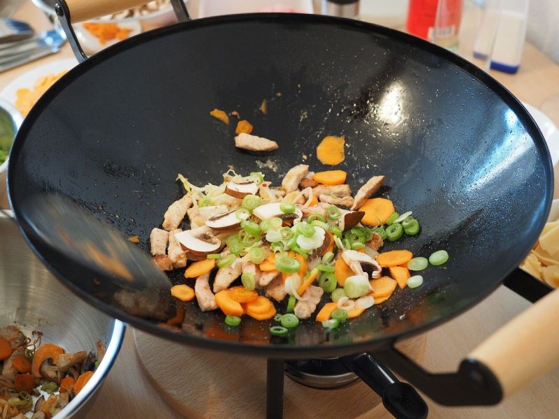 千萬不可懶！「3種菜」炒前必汆燙