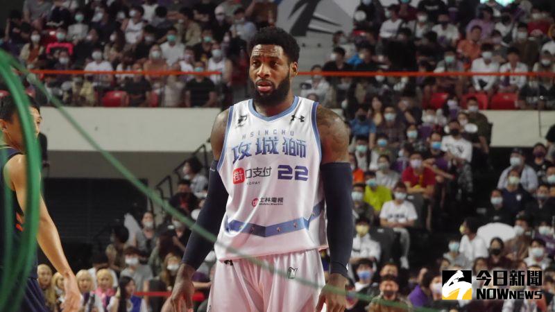 大勝狂奪27分　攻城獅半場大幅領先
