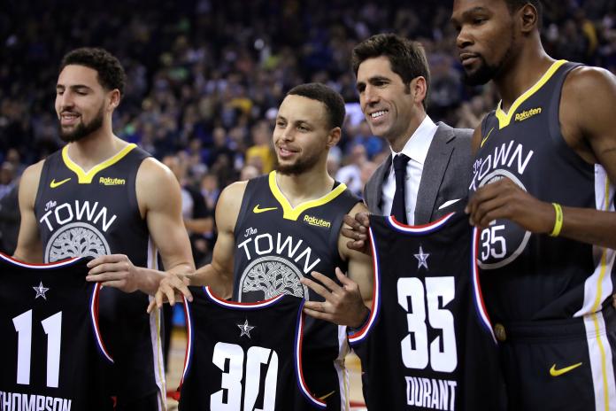 NBA／詹皇傳在明星賽時招募Curry　勇士總管對此不擔心